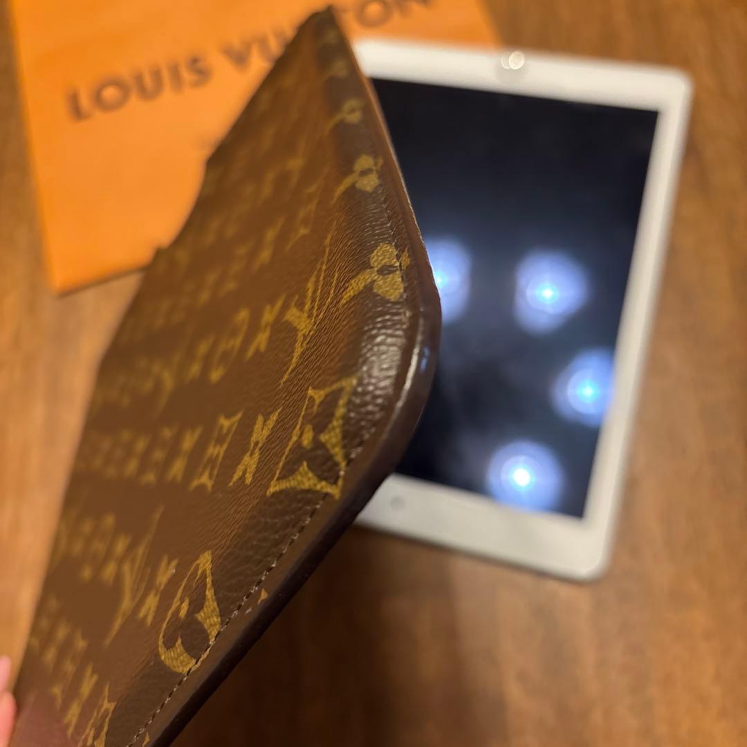お値下げ　ルイヴィトン モノグラムiPadケース