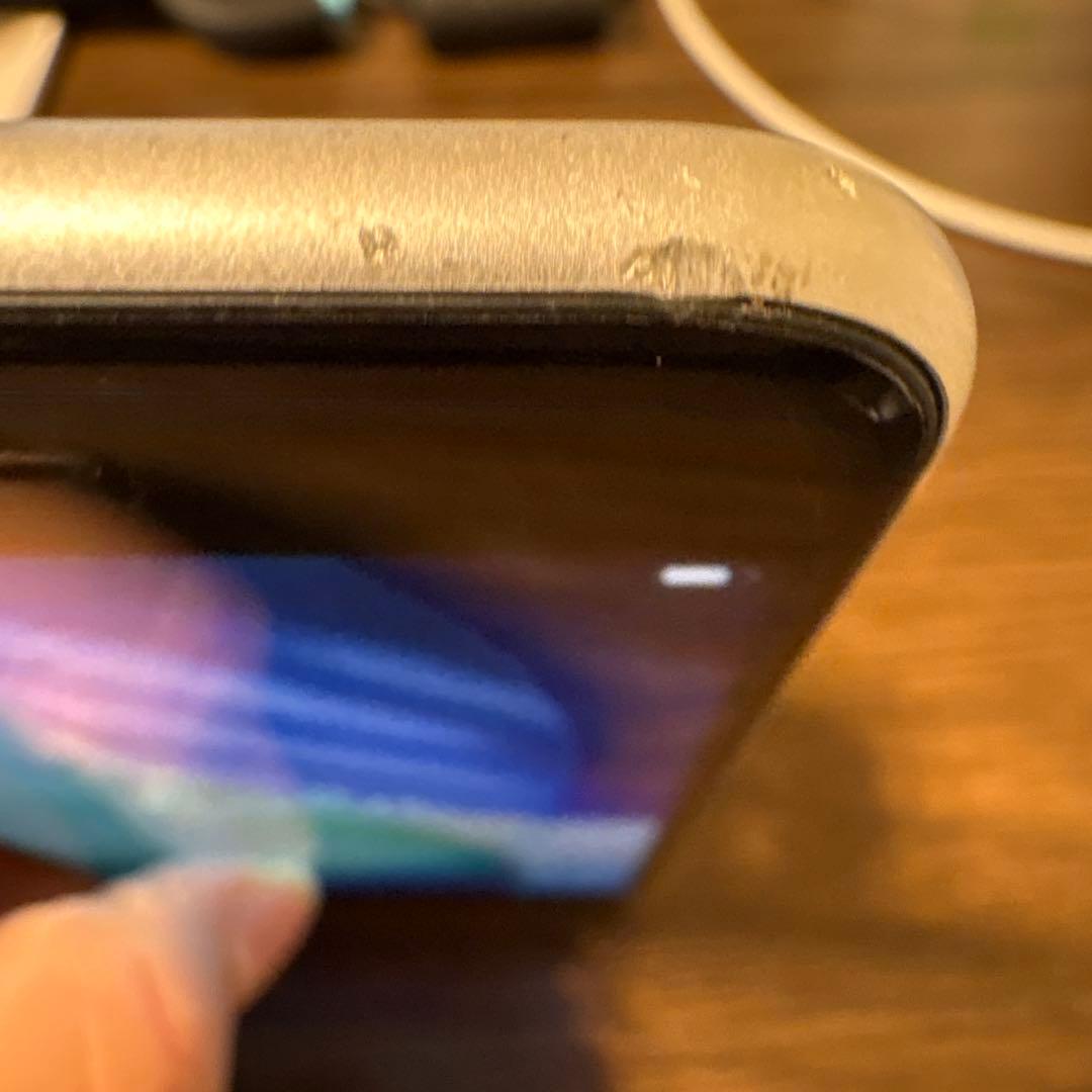 iPhone シルバー 本体