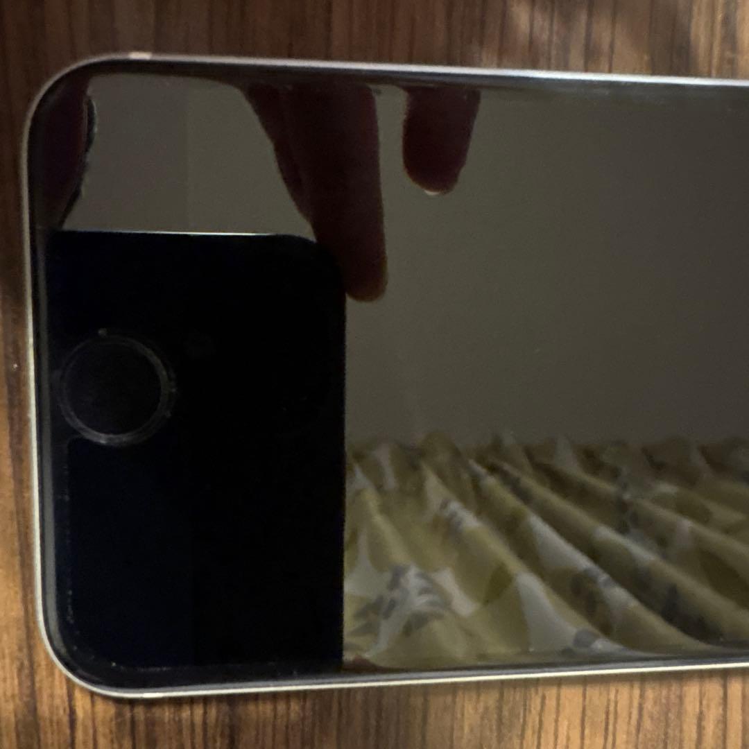 iPhone シルバー 本体