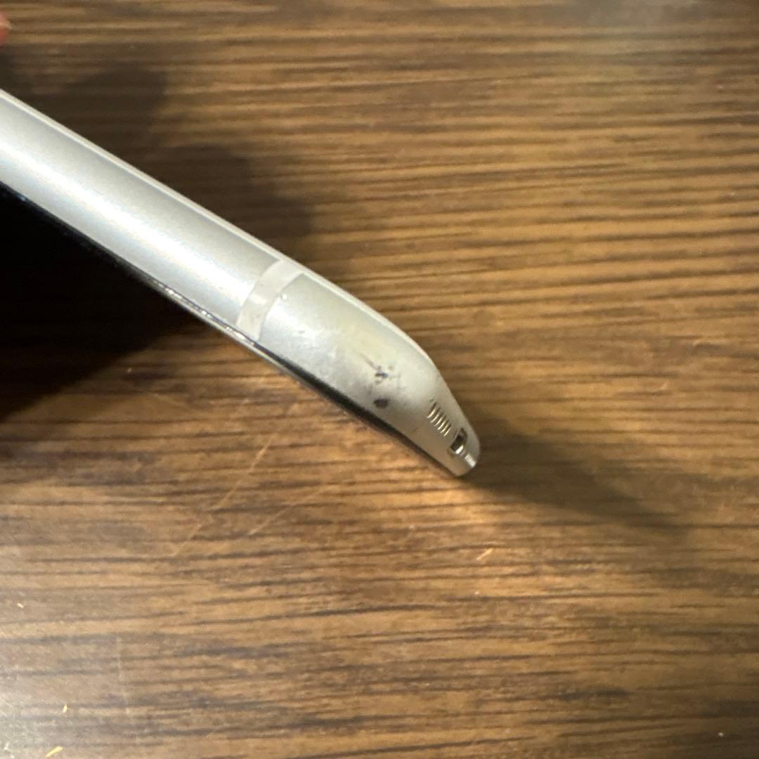 iPhone シルバー 本体