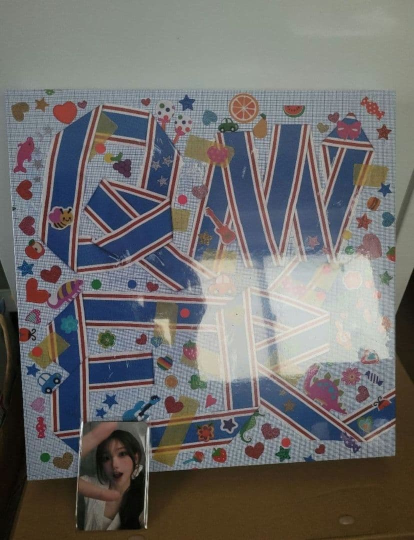 QWER 限定LP レコード Beyond the Discord特典トレカ付き