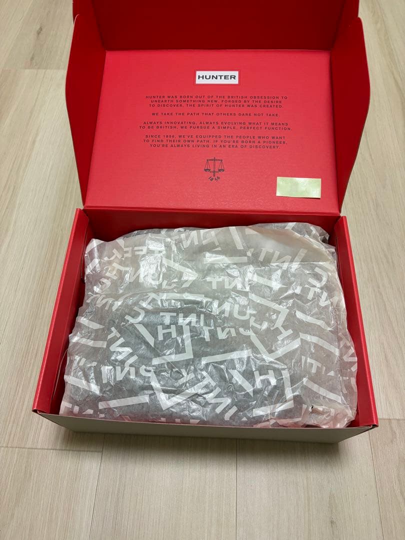 新品✨HUNTERユニセックス パフド トラベル フロー トレーナー ブラック