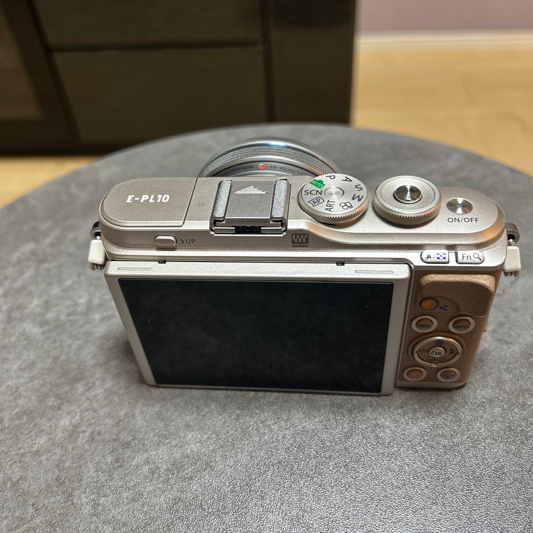 OLYMPUS E-PL10 ミラーレス一眼カメラ