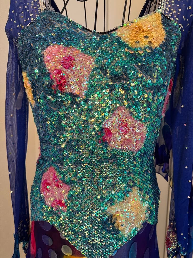 ダンスドレス 青 緑 紫