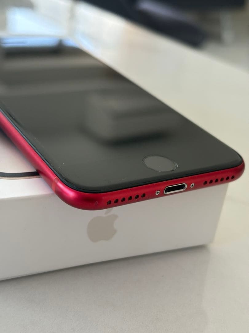 Apple iPhone SE （第二世代）64GB レッド