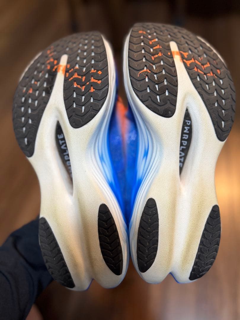 マ*ケ様 ディヴィエイト ニトロ エリート 3 EKIDEN 27.0cm