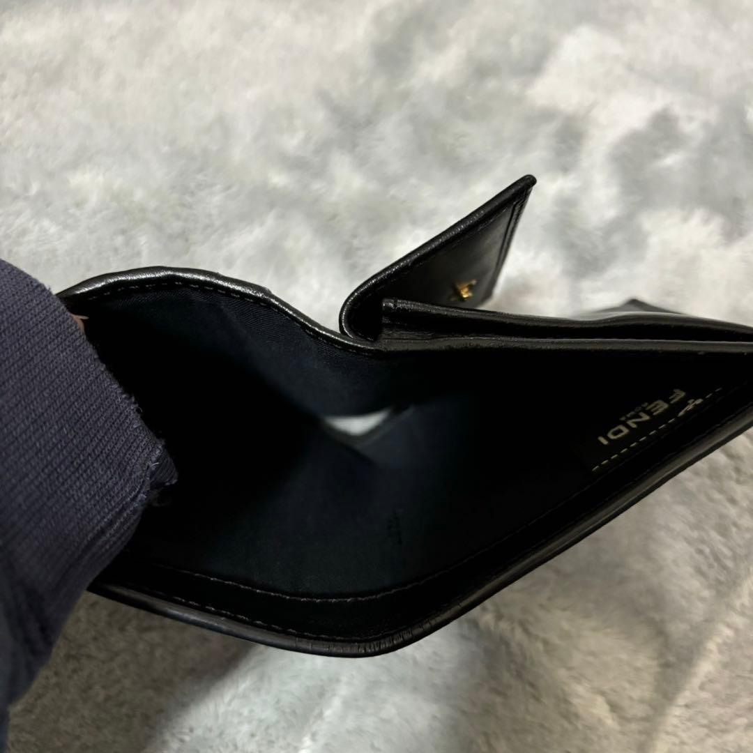FENDI 二つ折り財布
