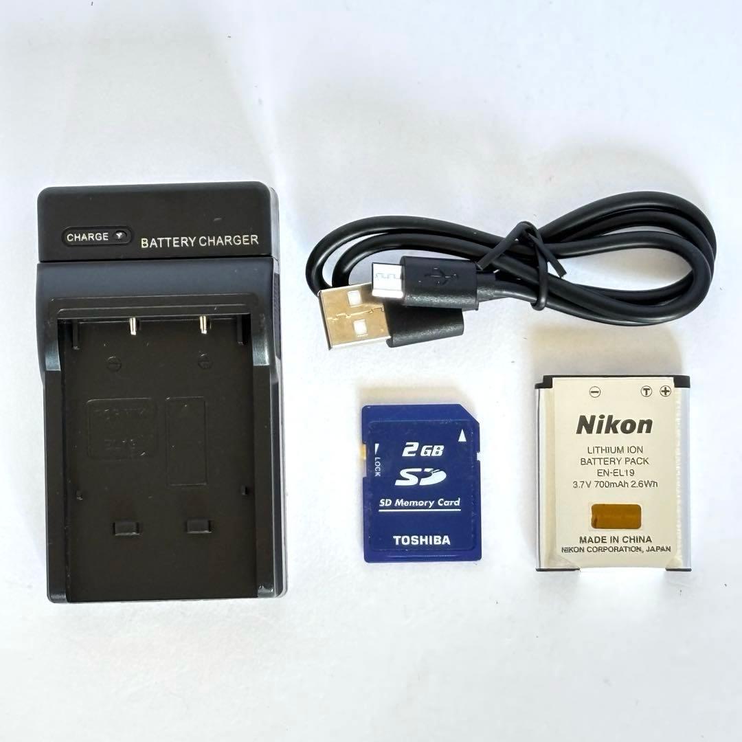 Nikon coolpix A300 ニコン　コンデジ　SDカード付【2GB】