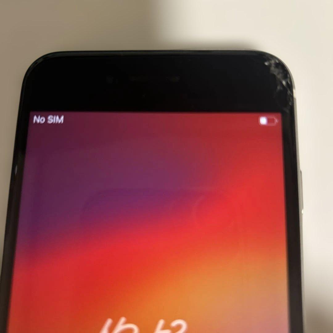 iPhone se第二世代 simフリー　64gb