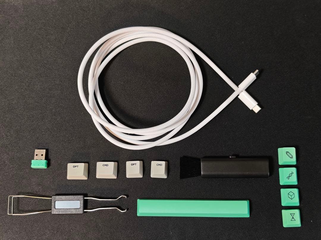 iQunix OG80 USB-C メカニカルキーボード