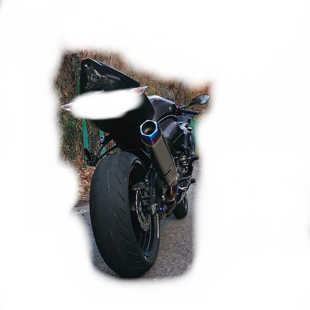 ヴァレンティ ジュエルLEDテールランプ KAWASAKI Z1000