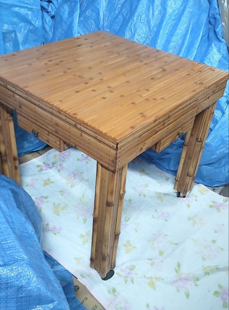 梅里竹芸製品のテーブル　値下げしました