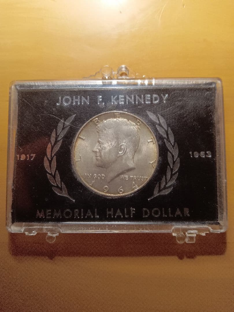 1964年 ケネディハーフダラー 銀貨／ケース付き