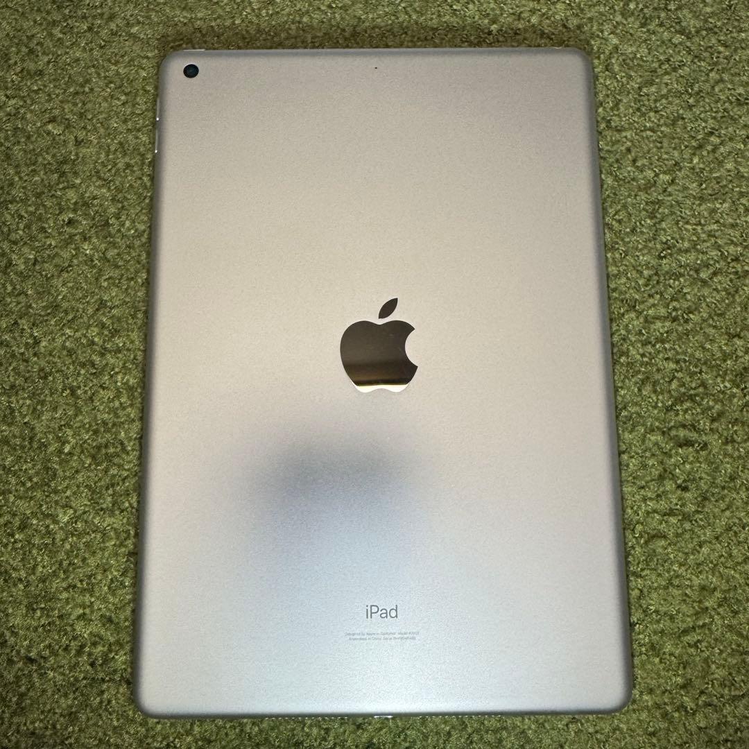Apple iPad (第9世代) wi-fi 256GB 本体箱付き