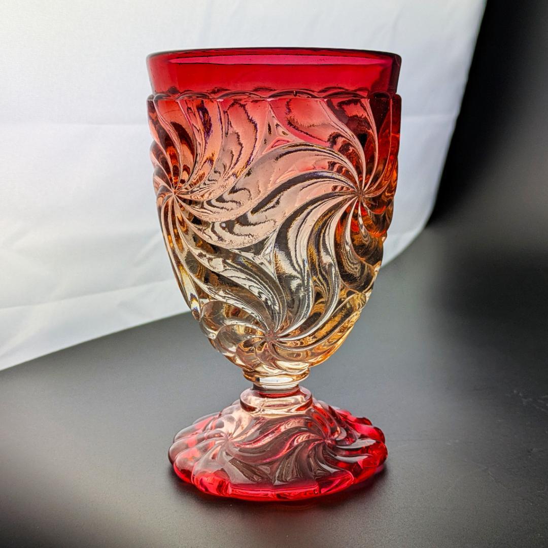 鮮烈な赤★オールドバカラ ローズ グラデーション アンティーク グラス