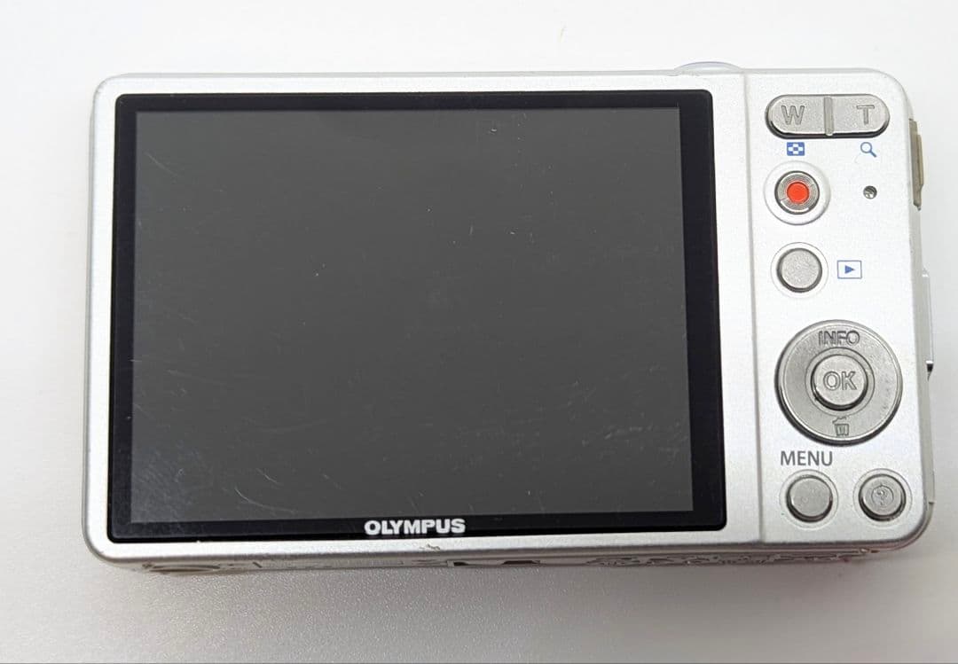 OLYMPUS D-745 オリンパス デジタルカメラ 14MP動作品