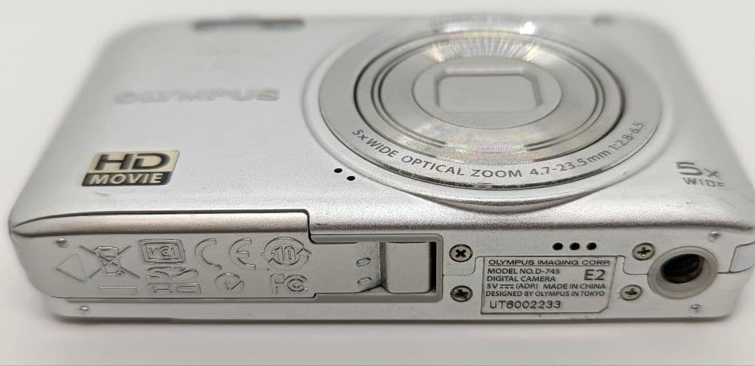 OLYMPUS D-745 オリンパス デジタルカメラ 14MP動作品