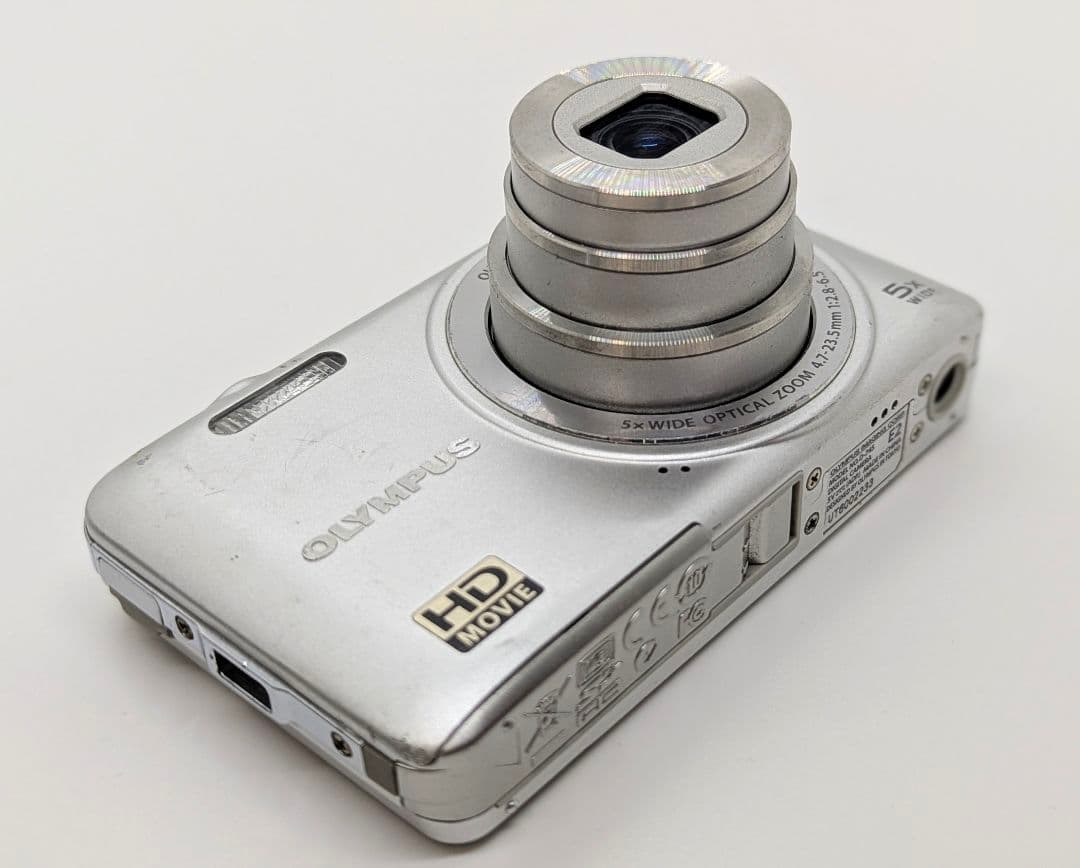 OLYMPUS D-745 オリンパス デジタルカメラ 14MP動作品