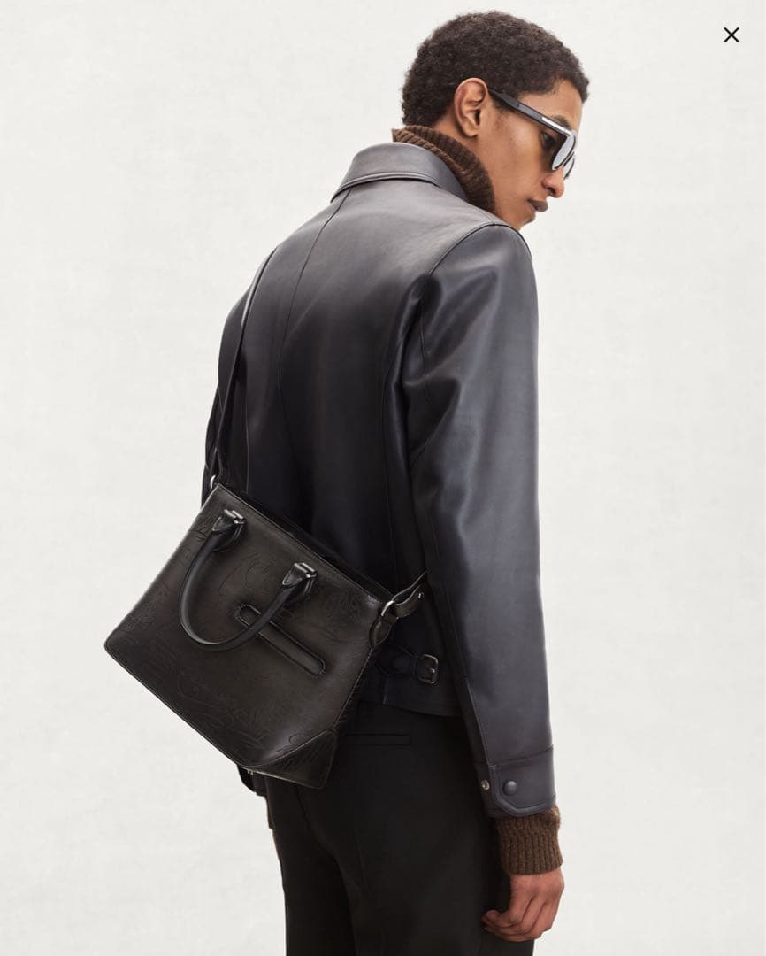 定価46.2万円 ベルルッティ トゥジュールXS スクリットレザートートバッグ