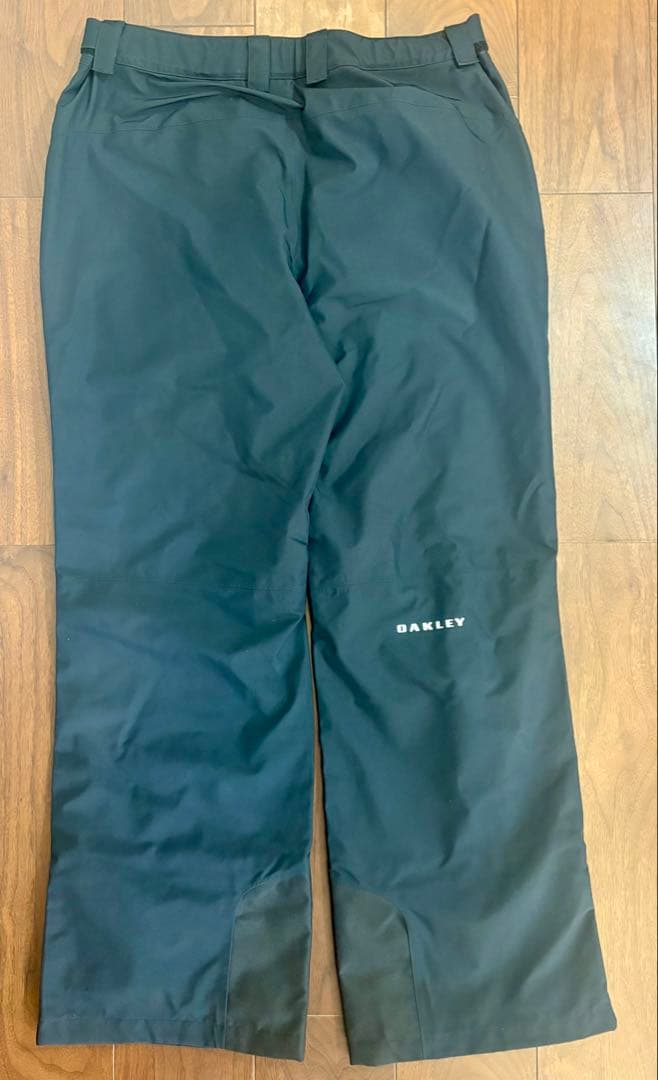 OAKLEY ブラック スノーボードパンツ