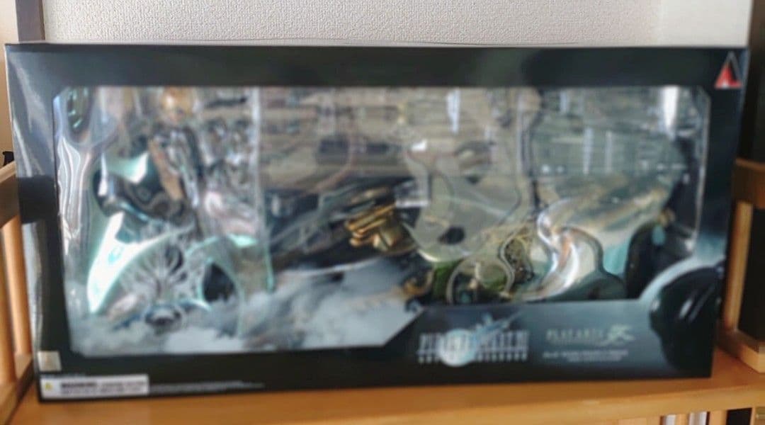 本日ラスト クラウド ストライフ&フェンリル プレイアーツ改