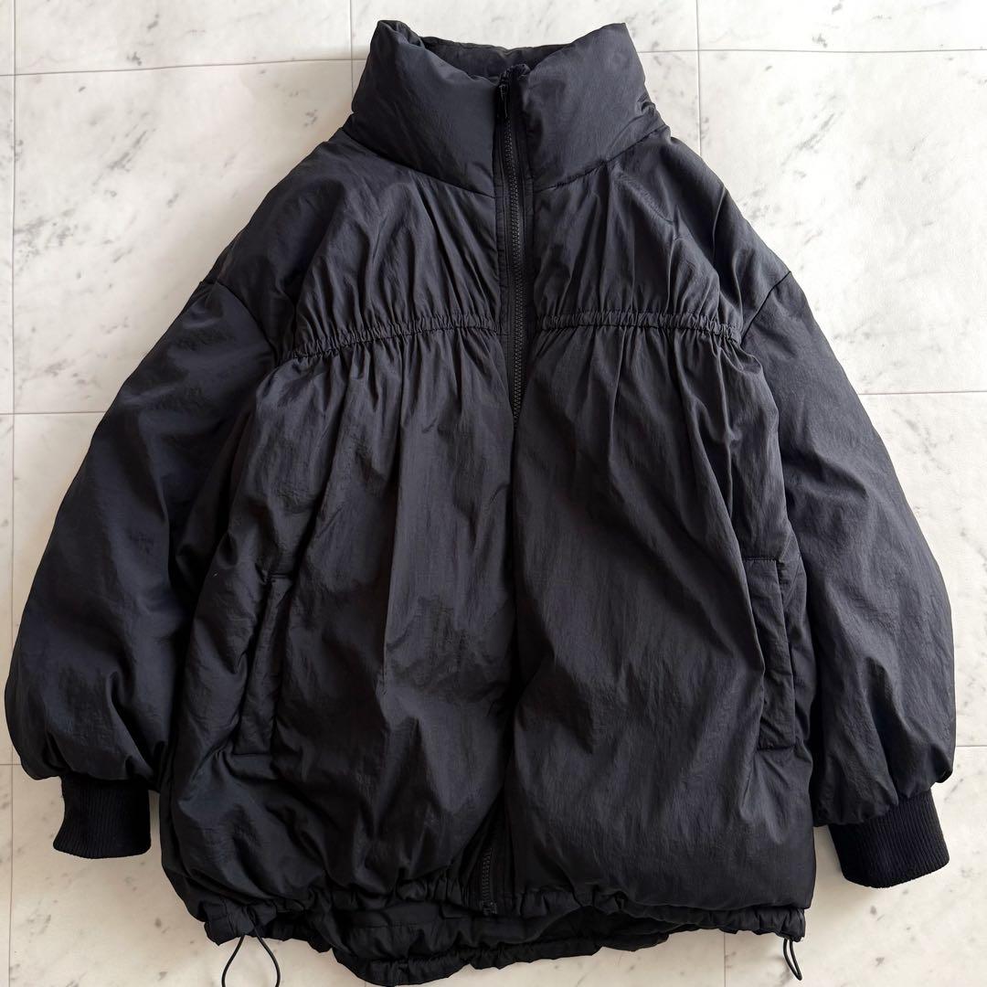 美品 B&Yユナイテッドアローズ スタンドカラーオーバーサイズダウンジャケット