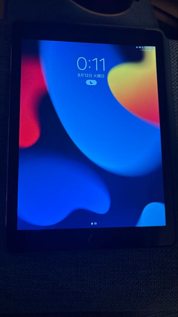 デ*ル様 iPad Air 2 128GB 中古普通　おまけつき