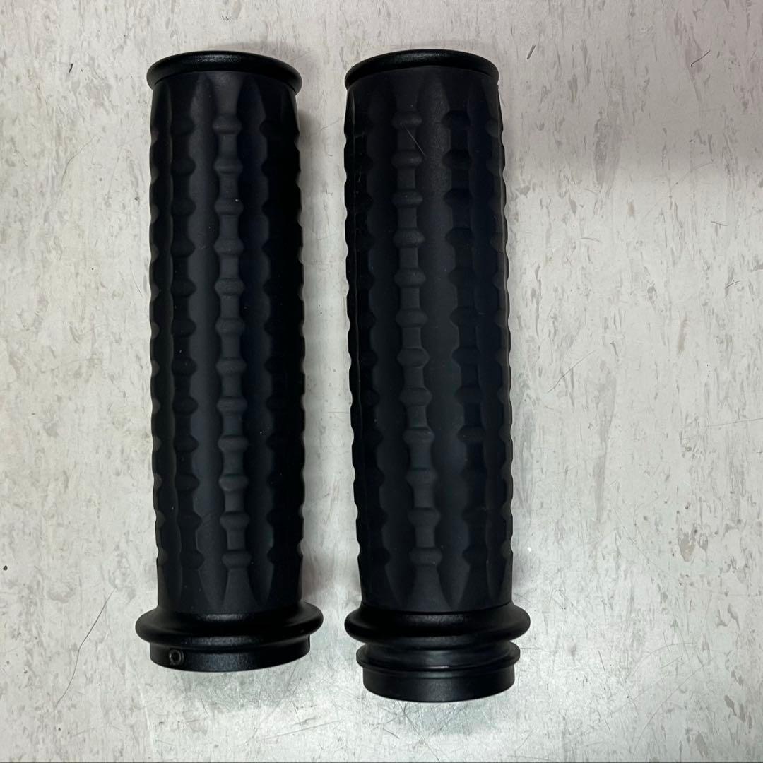 ローランドサンズデザイン RSD トラクション・グリップ　ブラックオプス