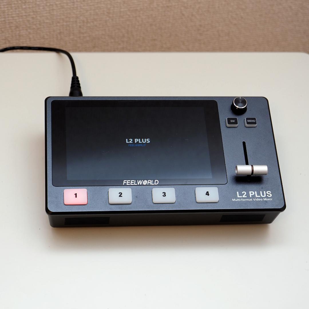 【最終値下げ】FEELWORLD ビデオスイッチャー L2 Plus（排熱板付）