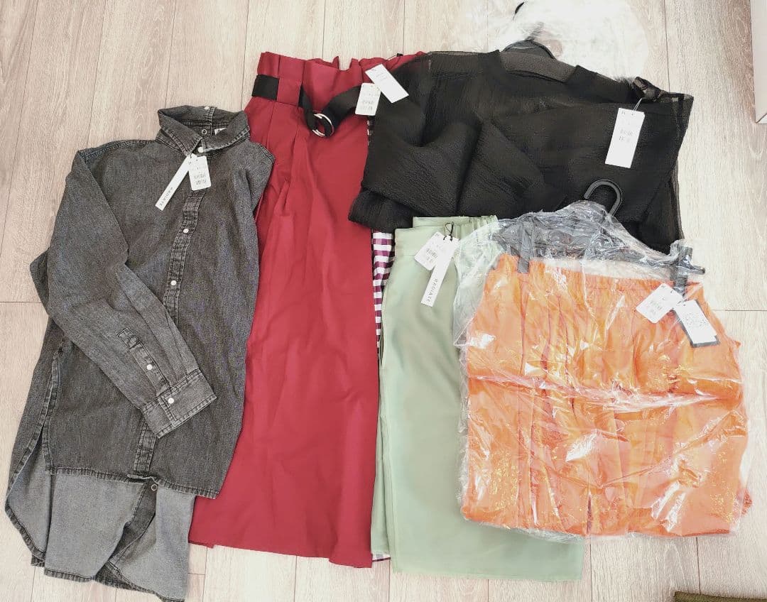 5点　ヤマダヤ　aga radiate