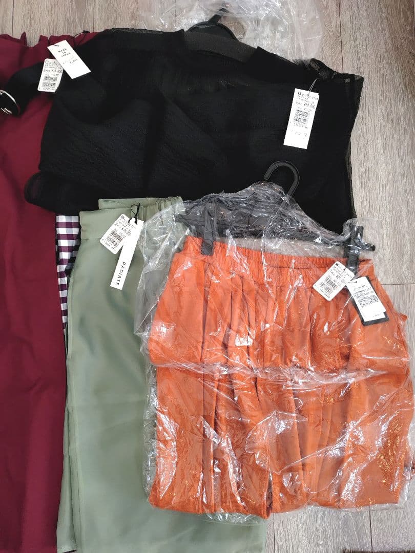 5点　ヤマダヤ　aga radiate