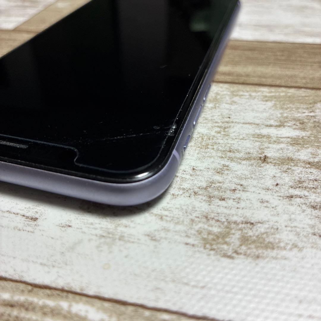 美品Apple iPhone 11 128GBラベンダー 本体