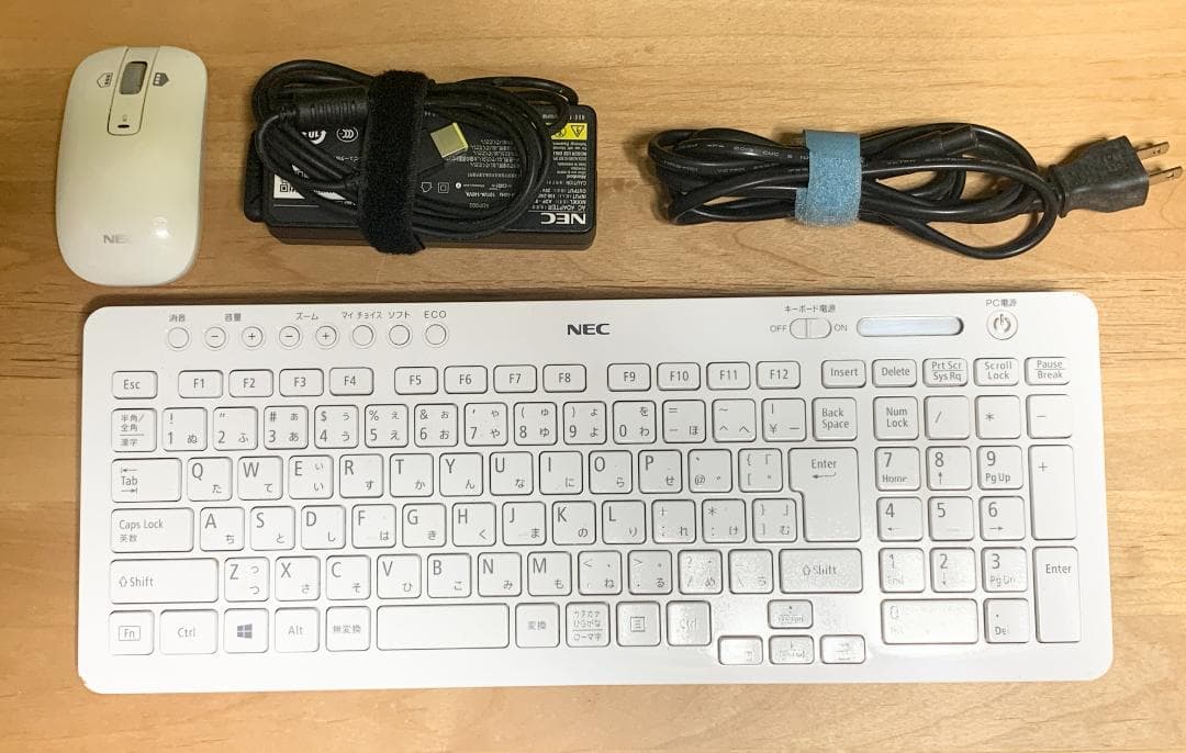 NEC 液晶一体型パソコン PC-DA370F AW メモリ８GB HDD１TB