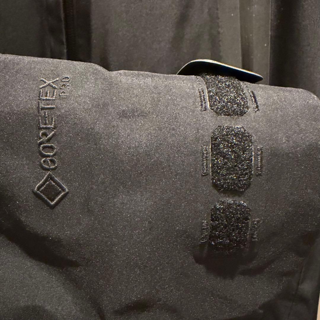 DESCENTE ALLTERRAIN ハードシェルジャケット クレアスEXP