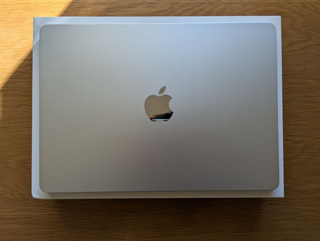 【美品】シルバー13インチ MacBook Air M2チップ