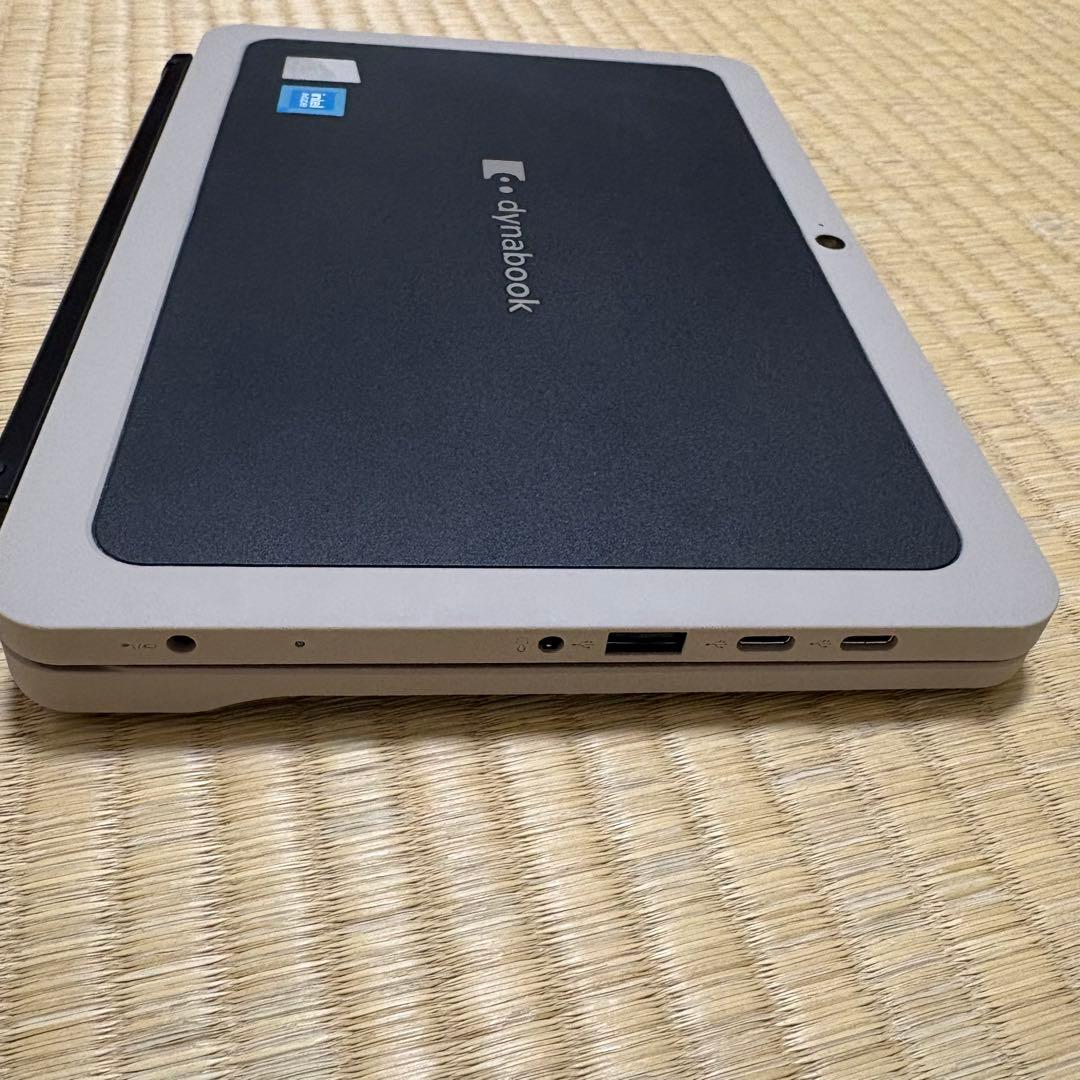 美品 東芝 2024年モデル 2in1 8G/256G office2024