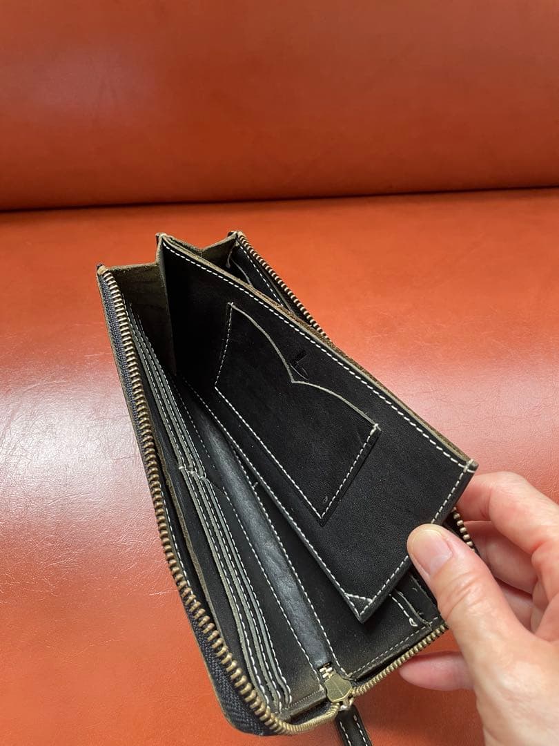 土屋鞄　レザー長財布　ブラック