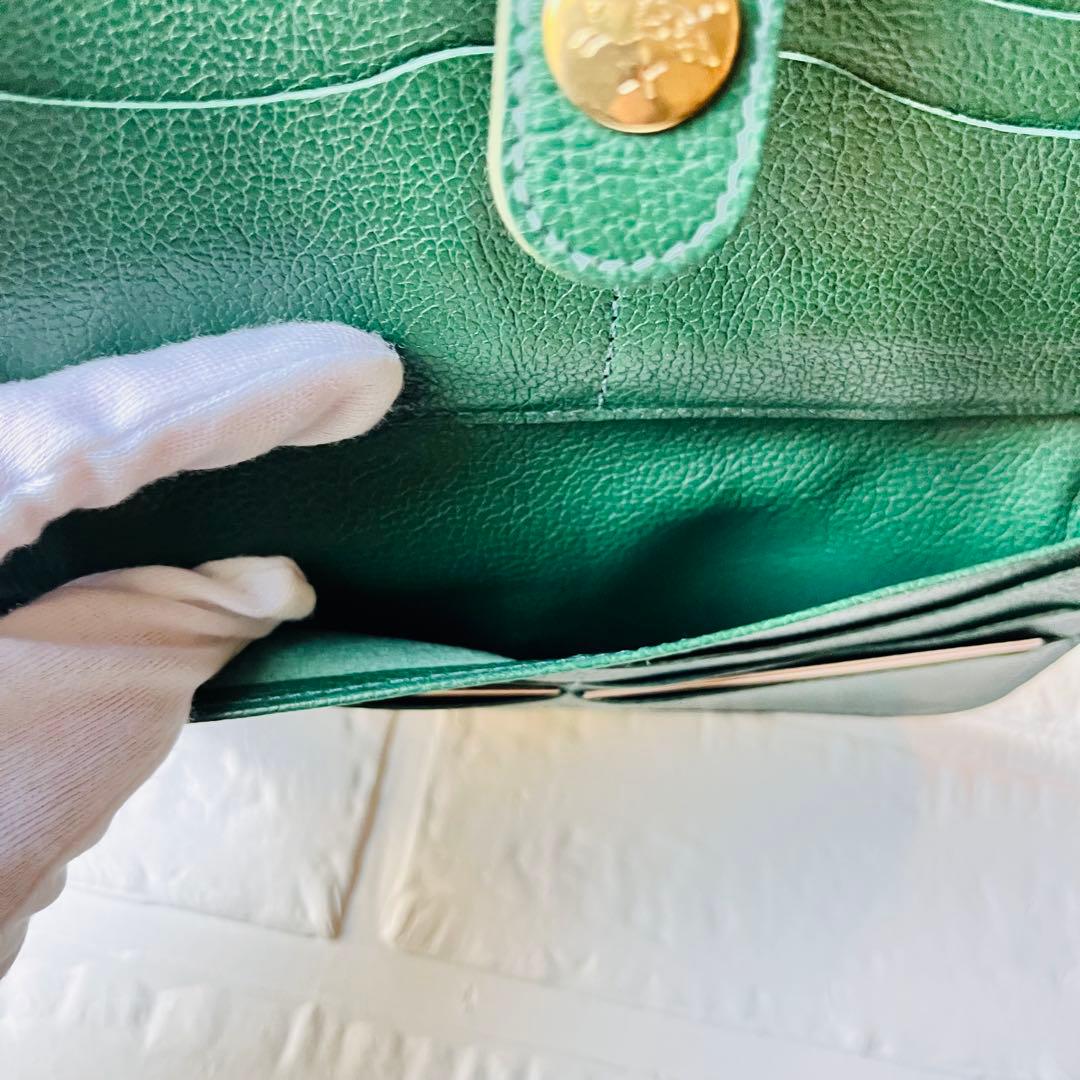 【新品タグ付き】IL BISONTE 長財布 グリーン ファスナー 巾着