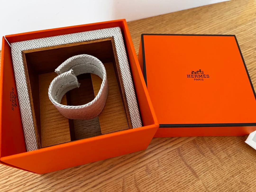 HERMES 腕時計 シルバー⭐︎レディース使用品【電池交換済み】