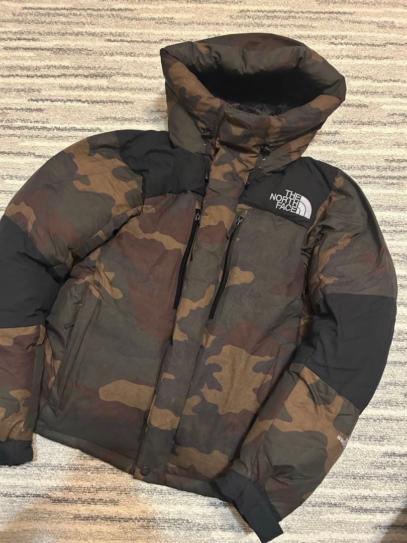 THE NORTH FACE ノースフェイス　カモフラージュ ダウンジャケット