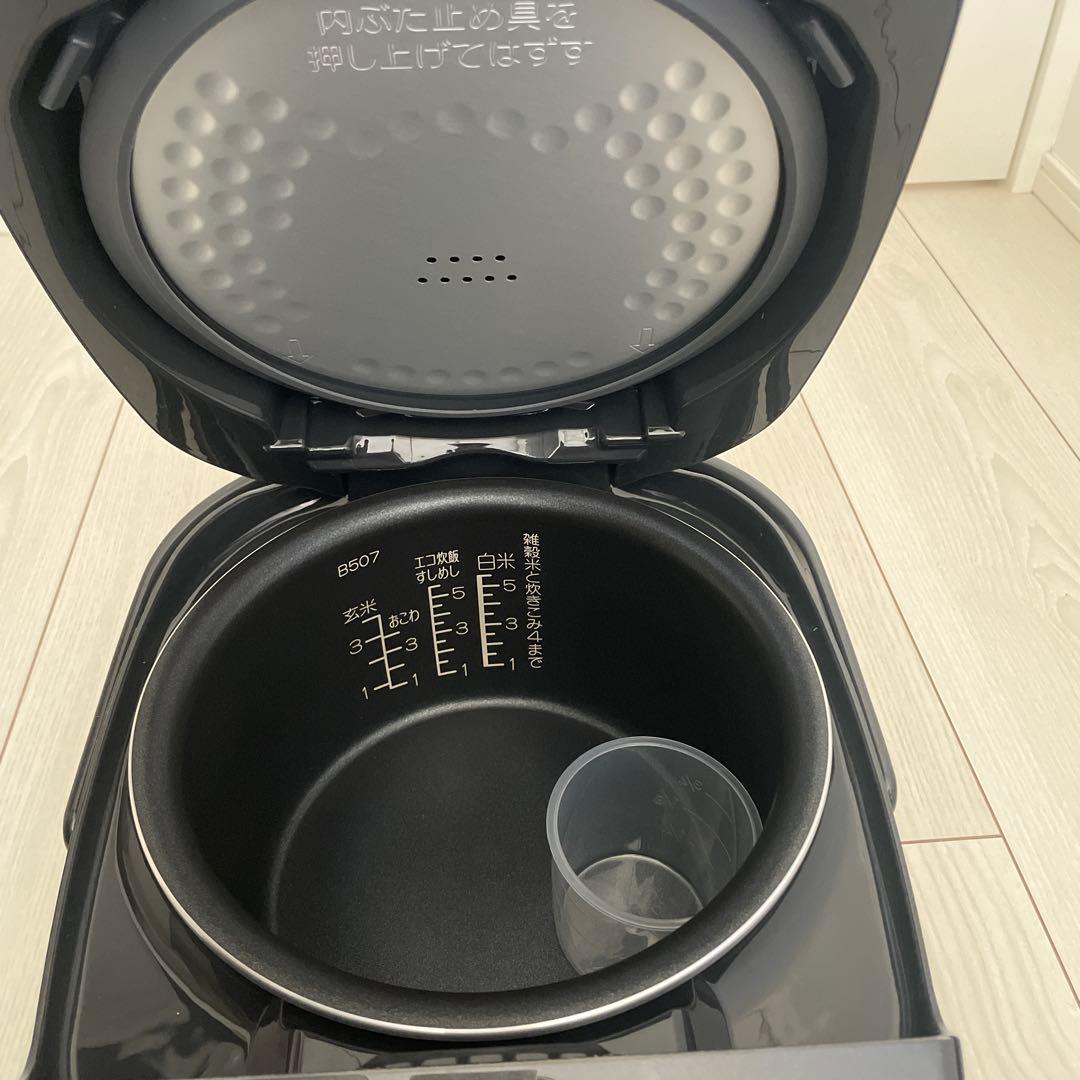 【25年製】Zojirushi 炊飯器　一升炊き　ブラック