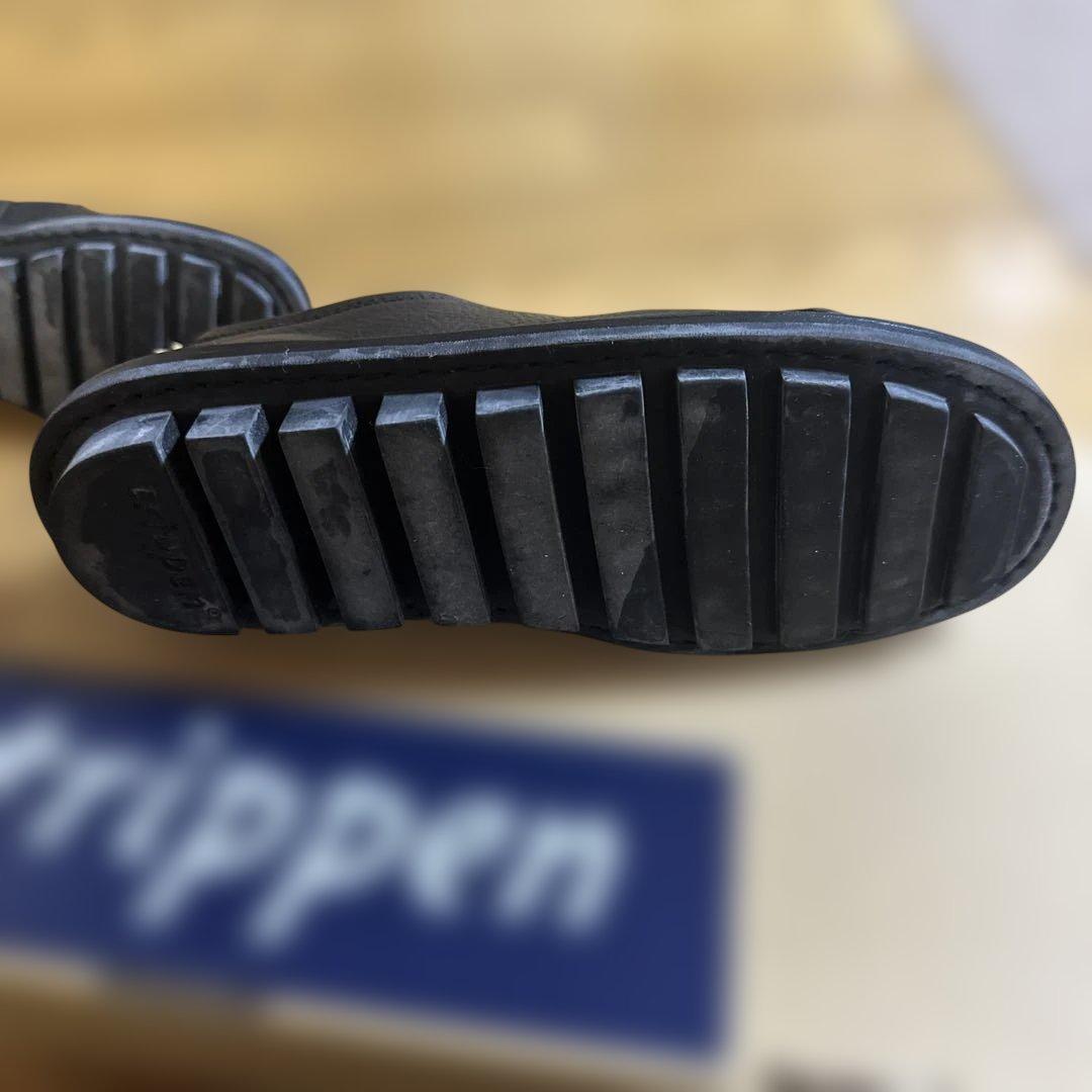 ま*︎様 Trippen ブラックオープントゥサンダル