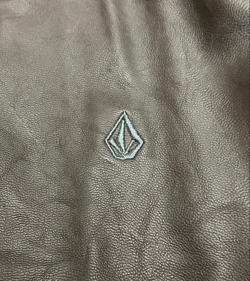 未使用 VOLCOM フード付きジャケット 防寒 レザー調 濃いブラウン