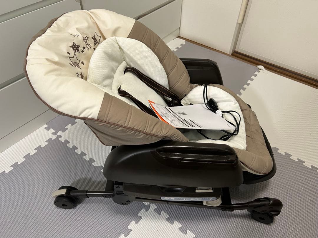 コンビ ネムリラ AUTOSWING