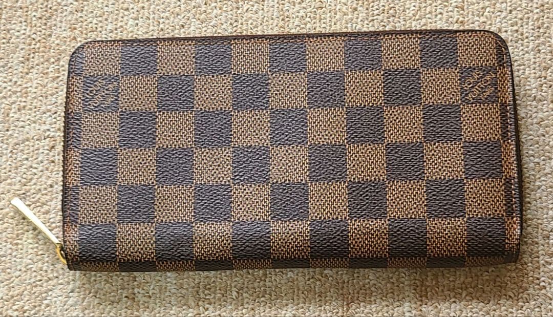 LOUIS VUITTON ダミエ長財布