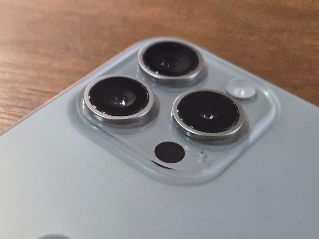 iPhone15 Pro(512GB)ナチュラルチタニウム