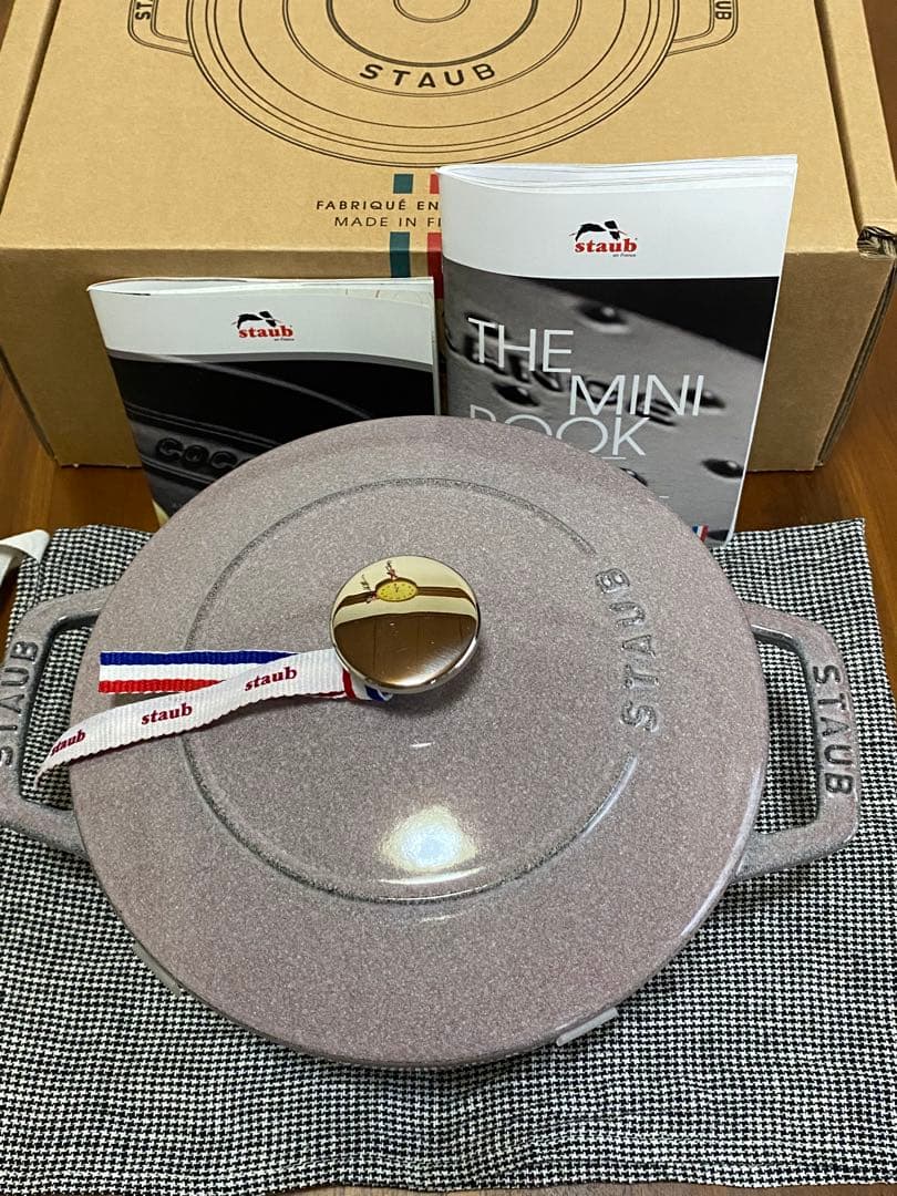 ストウブ鍋　ワナベM 18センチ　シフォンローズ