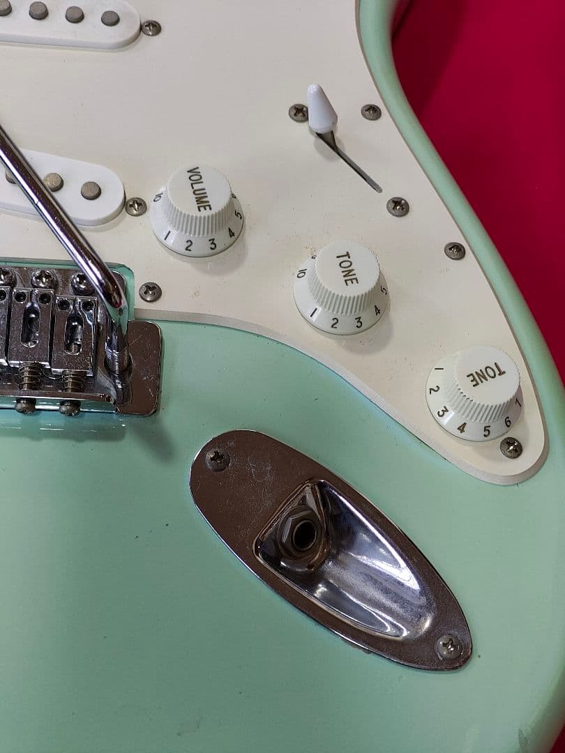 Squier ストラトキャスタータイプ エレキギター純正ケース 弦付