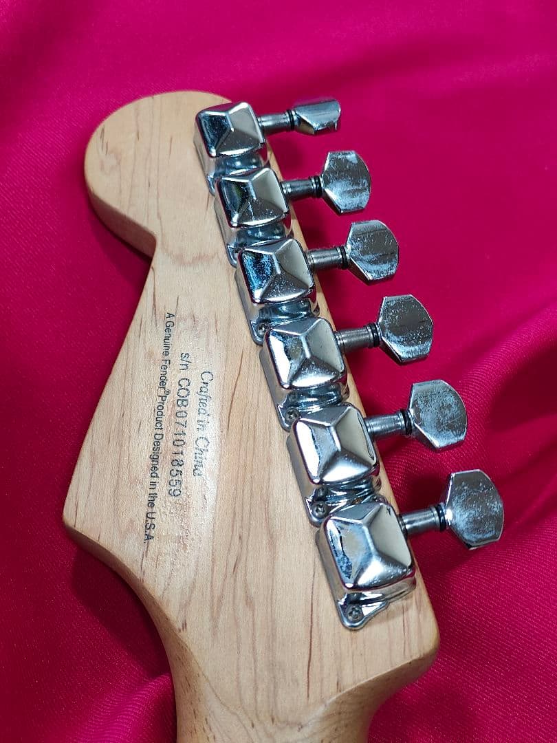 Squier ストラトキャスタータイプ エレキギター純正ケース 弦付