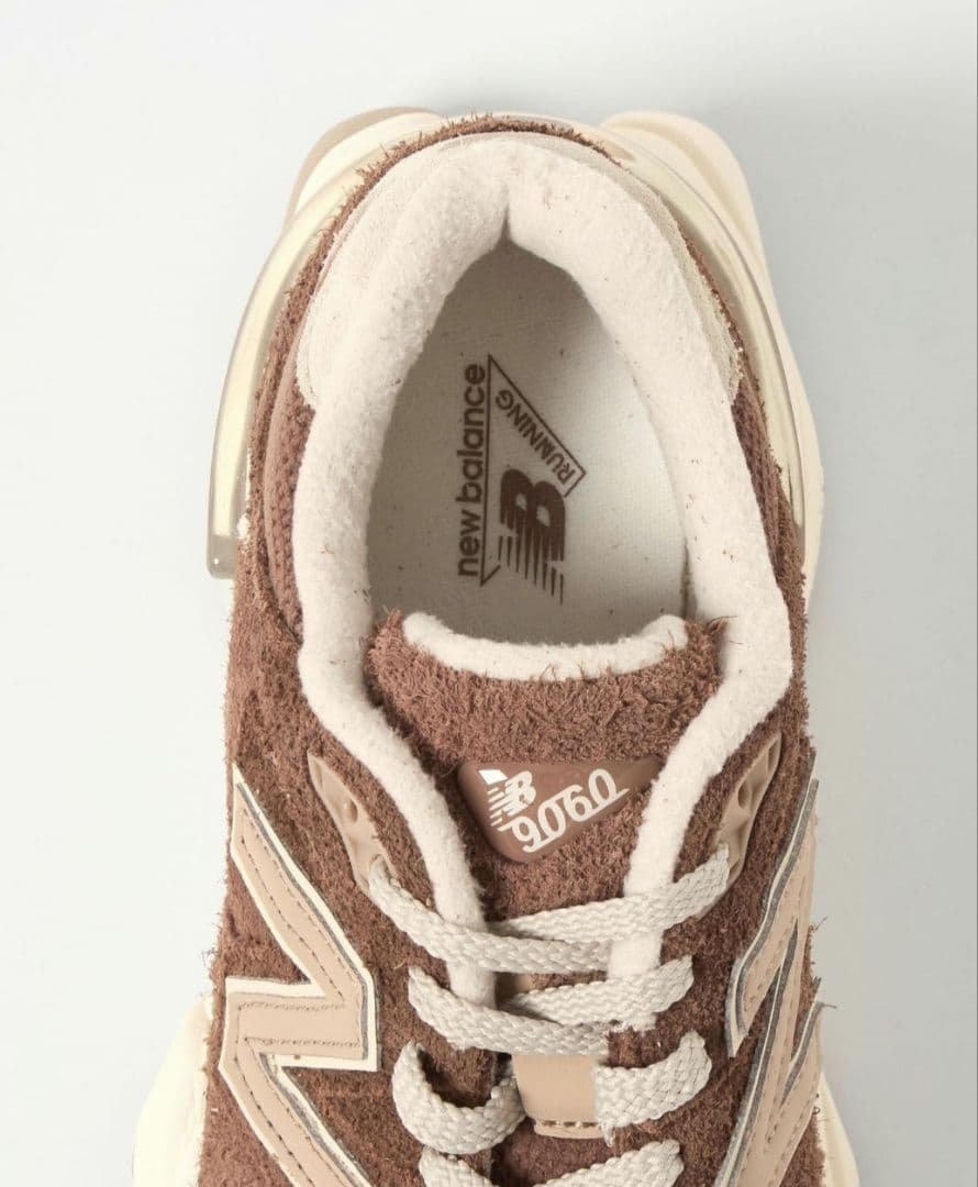 New Balance　U9060CCC　24センチ　スニーカー　ニューバランス